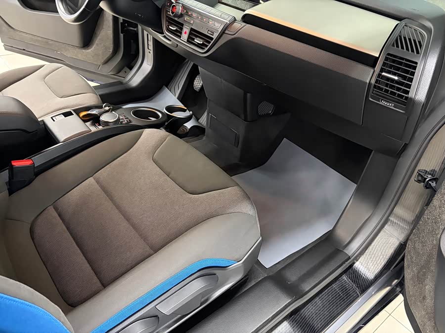 BMW i3 (Imported) 2018 #14 BMW i3 (Imported) 2018 صورة سيارة #14