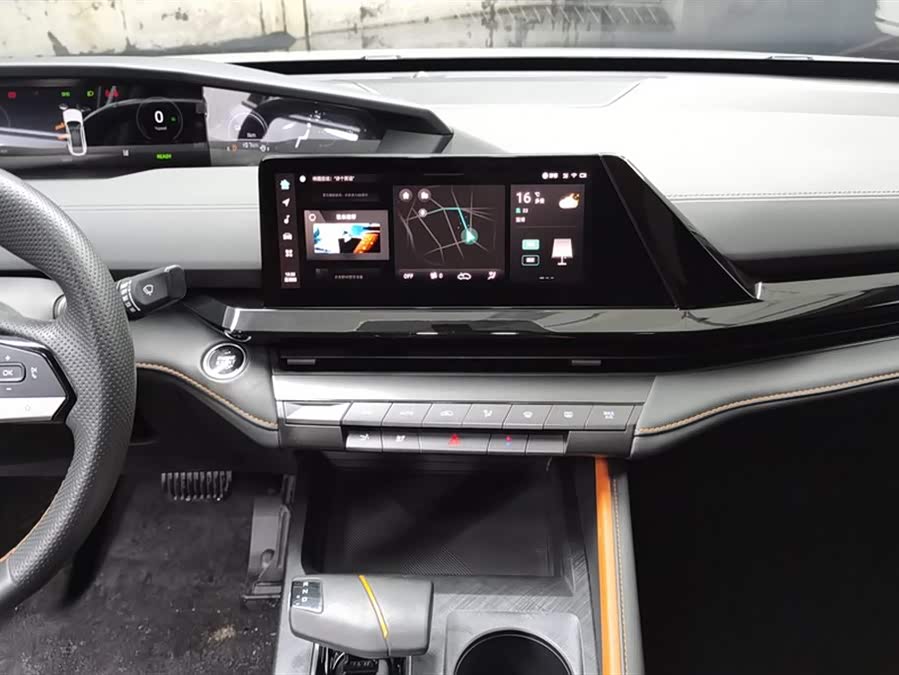 Changan UNI-V iDD 2023 #14 Changan UNI-V iDD 2023 car image #14