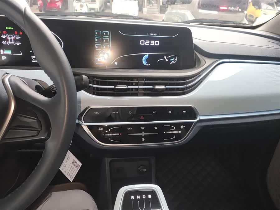 Changan BenBen E-Star 2023 car image #14