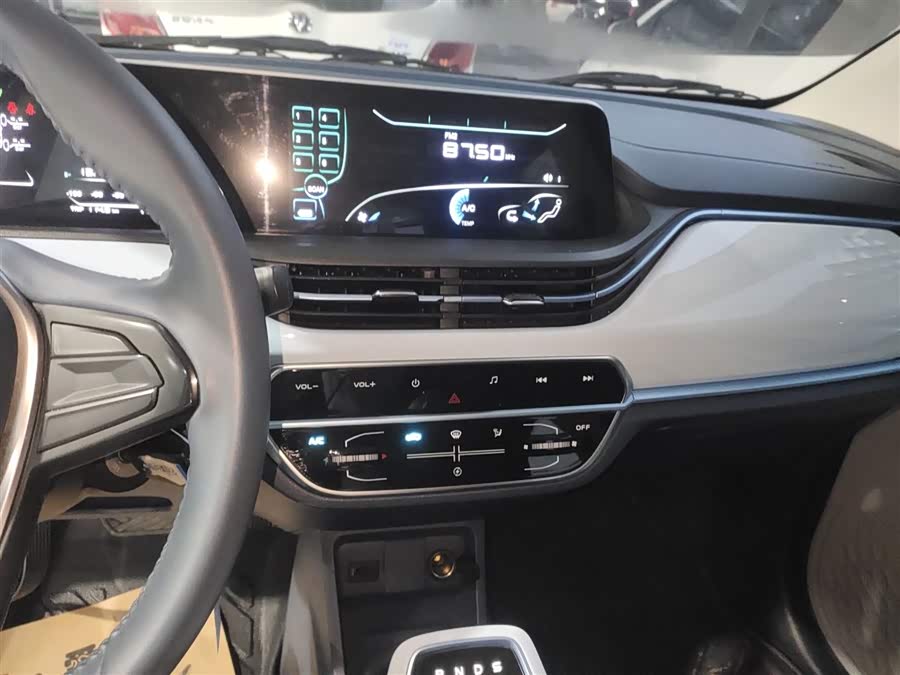 Changan BenBen E-Star 2023 car image #14