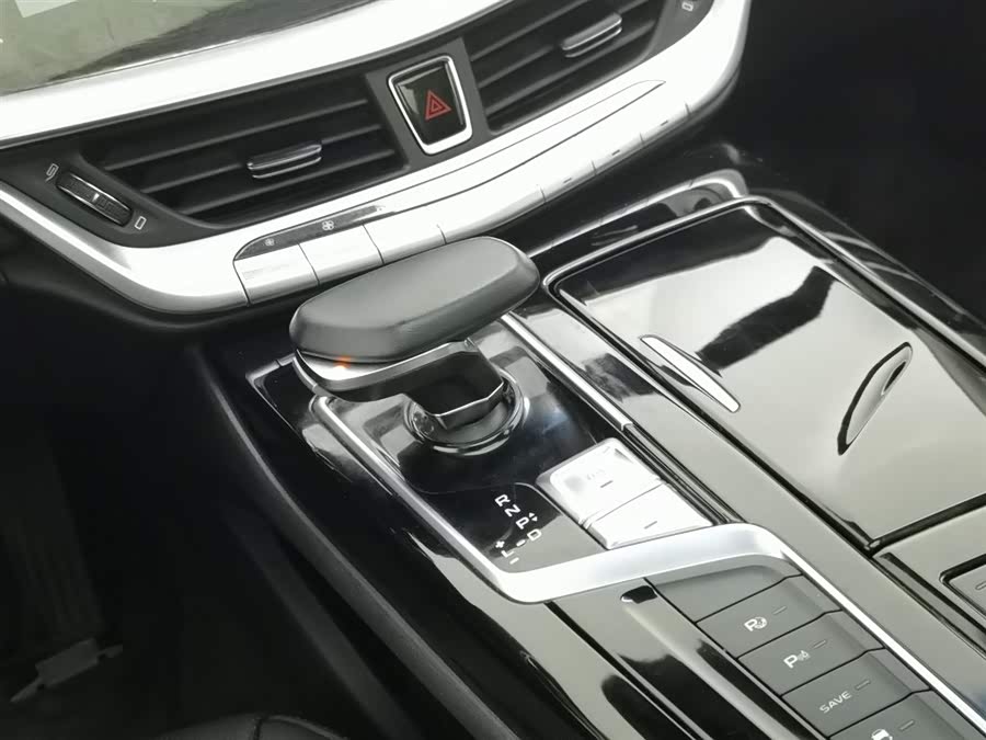 GEELY Ulion New Energy 2018 #14 GEELY Ulion New Energy 2018 immagine di auto #14