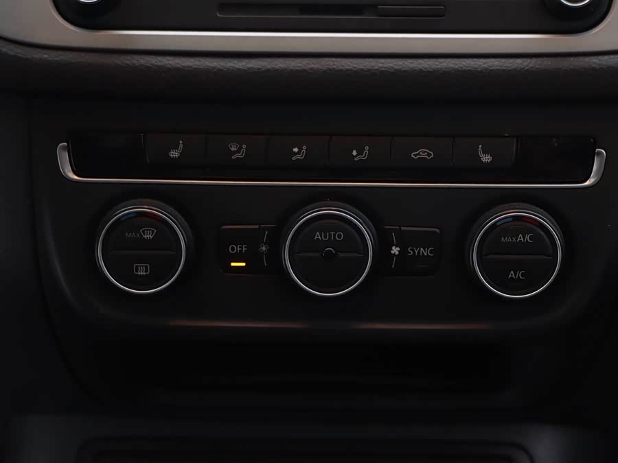 Volkswagen Tiguan 2014 #14 Volkswagen Tiguan 2014 car image #14