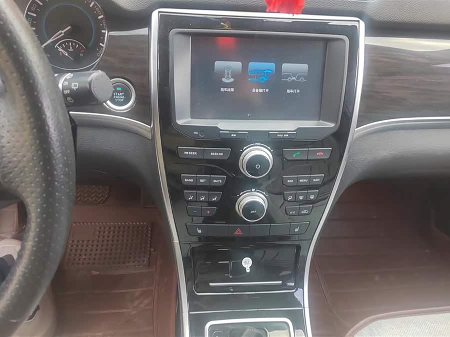 Haval H2 2015 car image #14