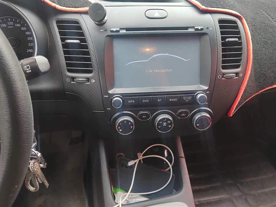 Kia Forte Koup 2015 car image #14