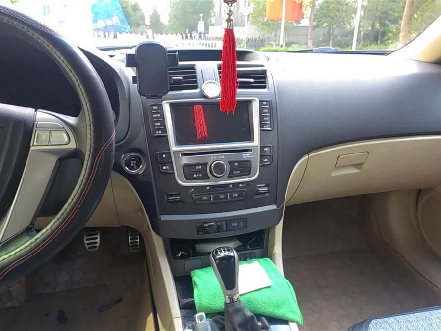 BYD G6 2013 #14 BYD G6 2013 car image #14