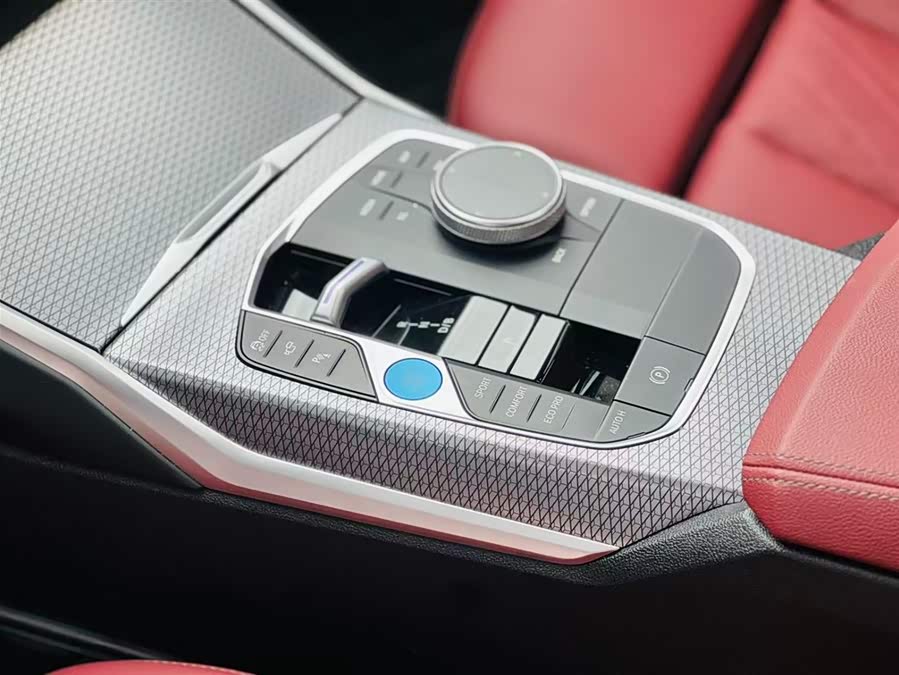 BMW i3 2024 car image #14