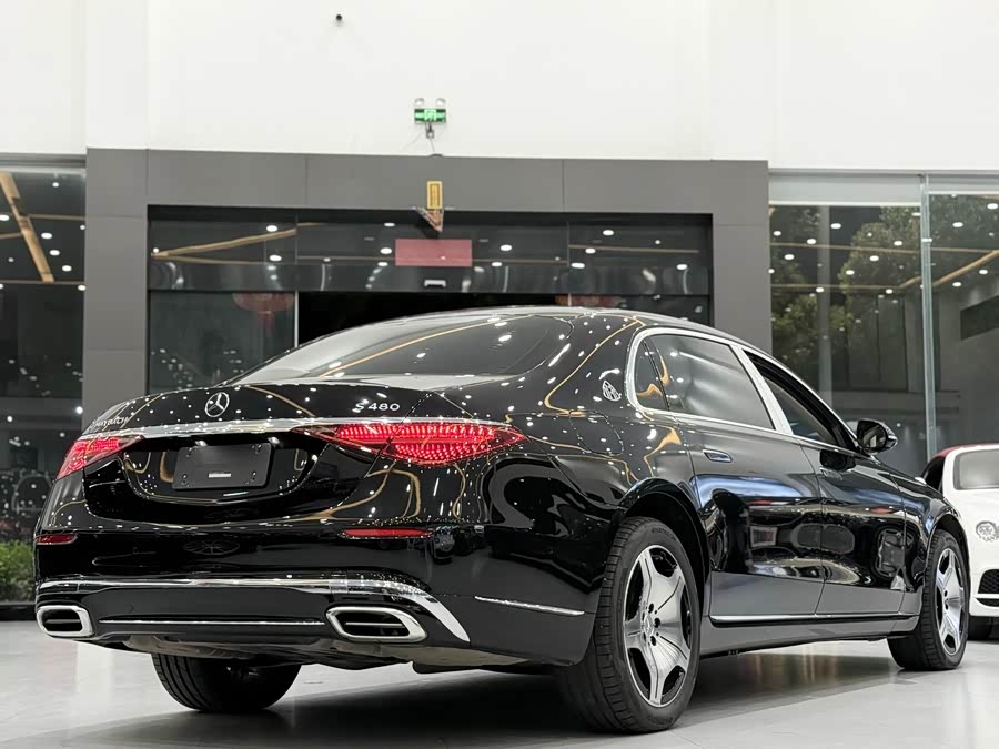 Mercedes-Benz Maybach S Class 2023 car image #14