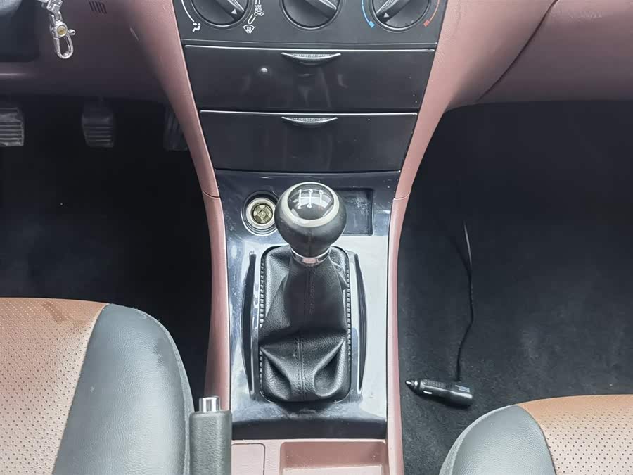 BYD F3 2018 immagine di auto #14