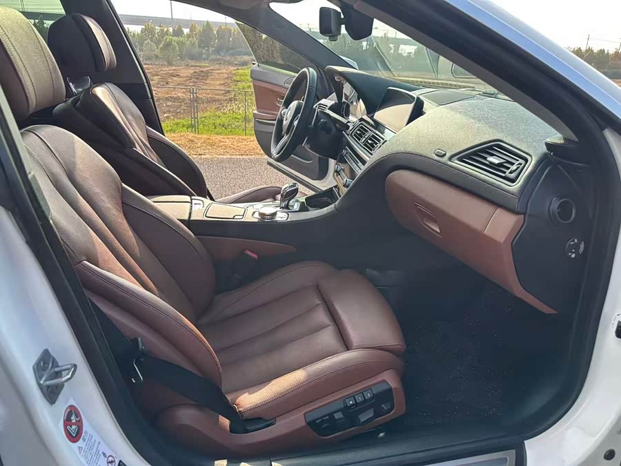 BMW 6 Series 2015 car image #14