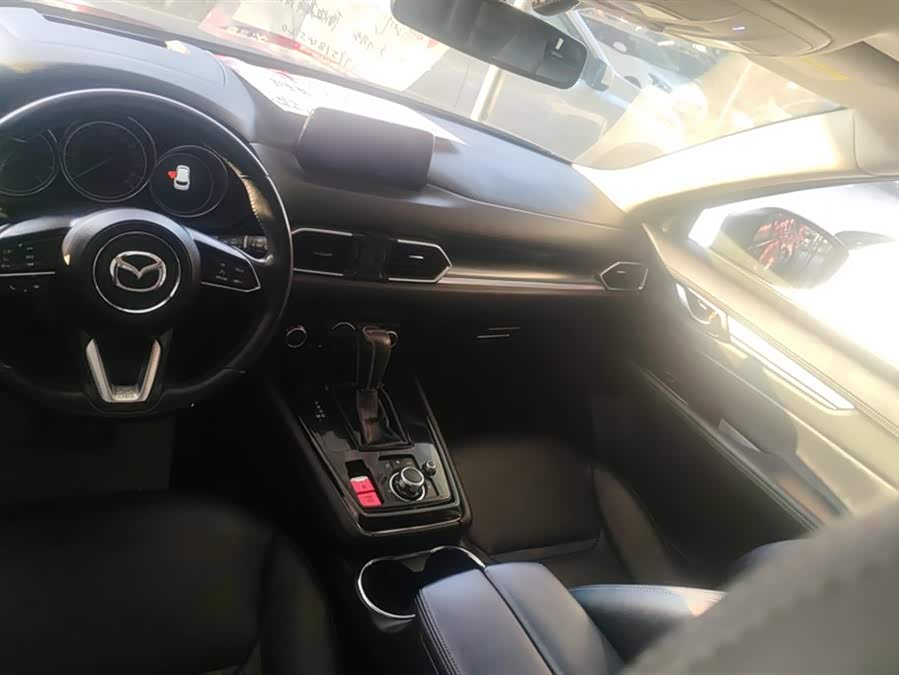 Mazda CX-8 2019 immagine di auto #14