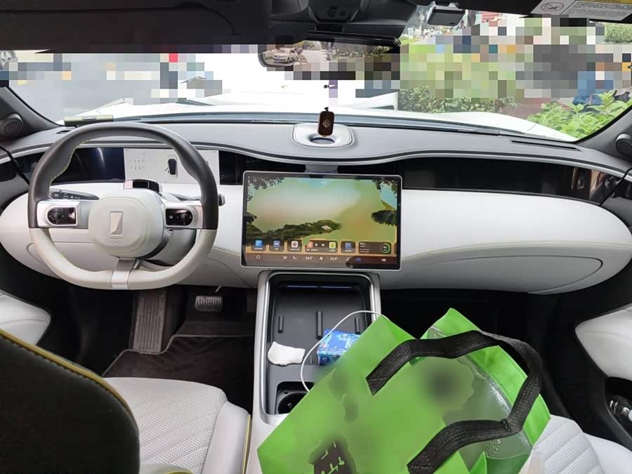 阿维塔 阿维塔11 2024 汽车图片 #14