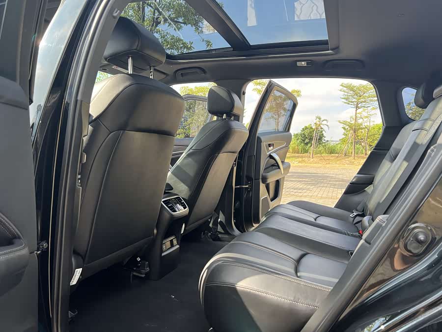 Honda UR-V 2022 #14 Honda UR-V 2022 car image #14