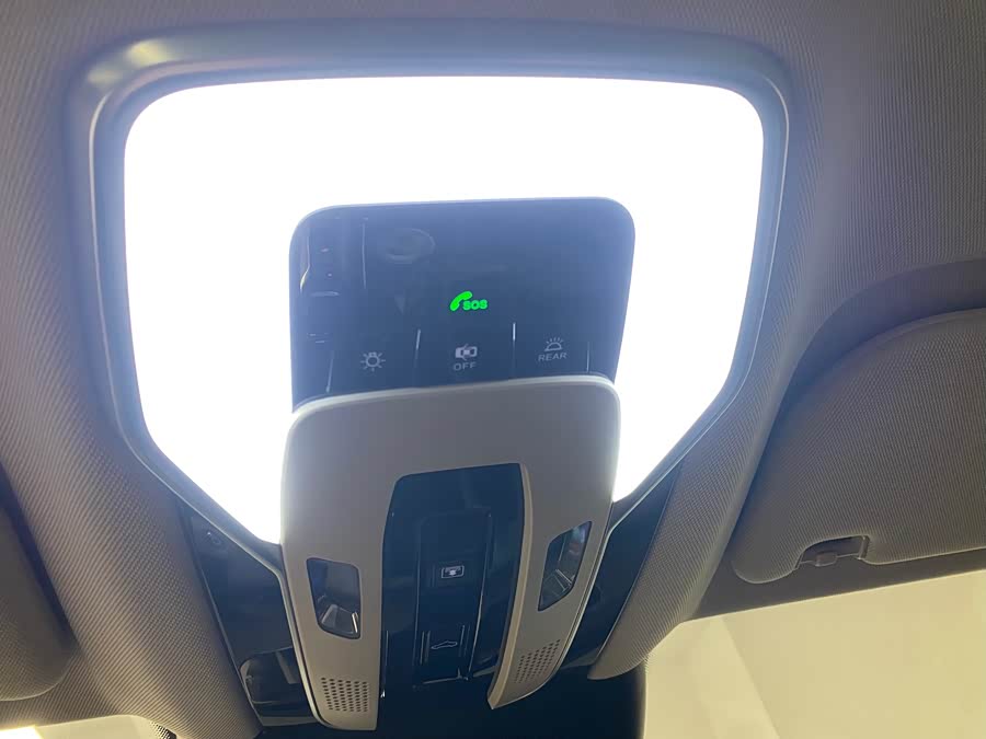 HongQi H5 PHEV 2025 car image #14