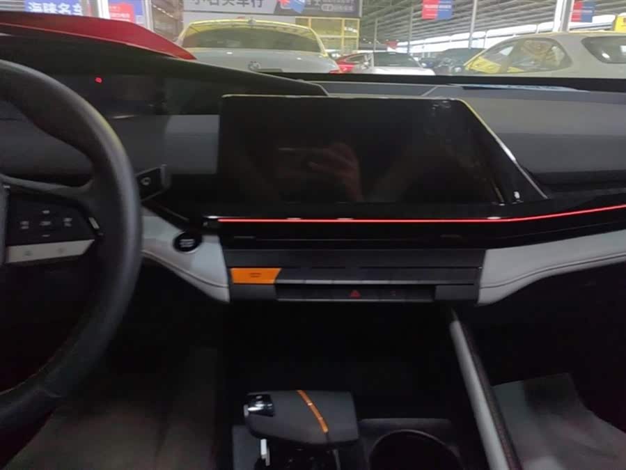 Changan UNI-V iDD 2024 car image #14