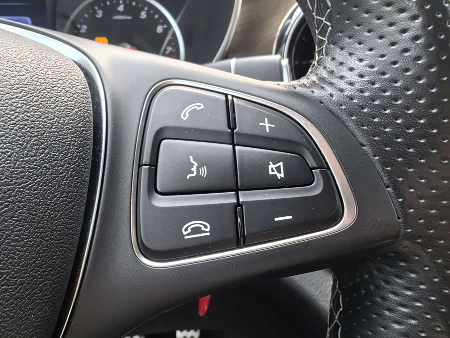 Mercedes-Benz V Class 2022 #14 Mercedes-Benz V Class 2022 immagine di auto #14