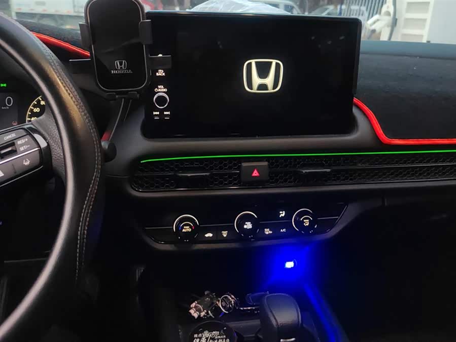 Honda HR-V 2024 car image #14
