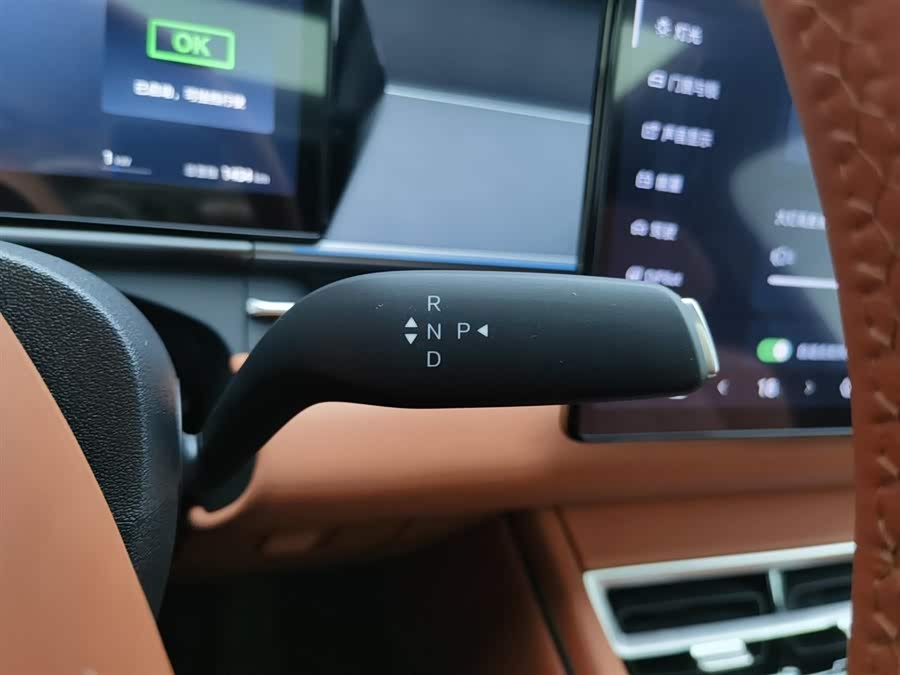 BYD Tang L 2025 car image #14