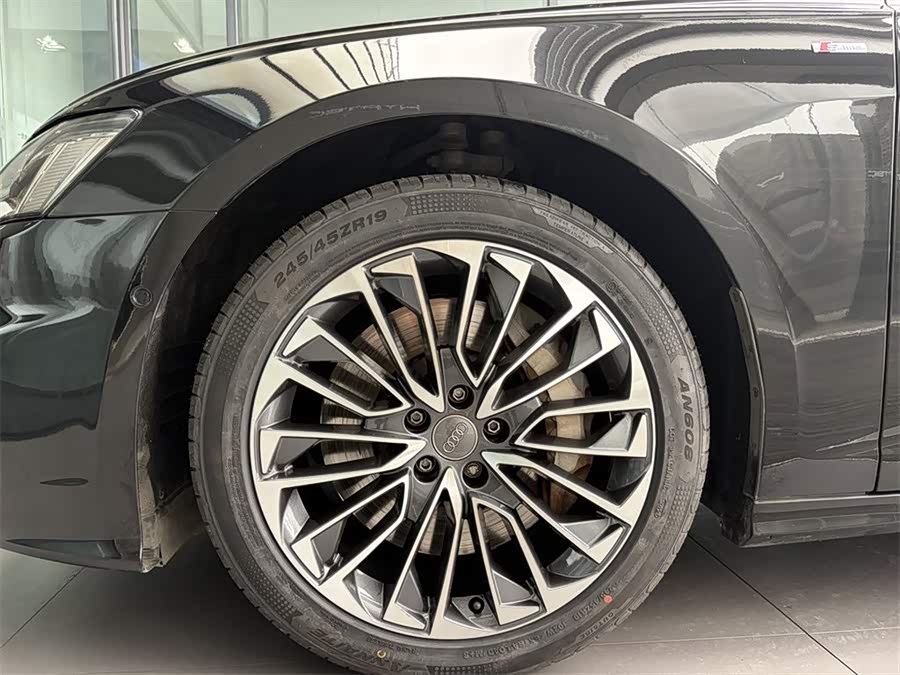 Audi A6L New Energy 2020 car image #14