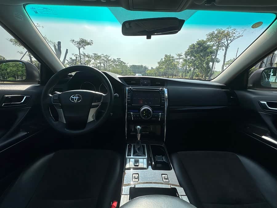 Toyota Reiz 2013 immagine di auto #14