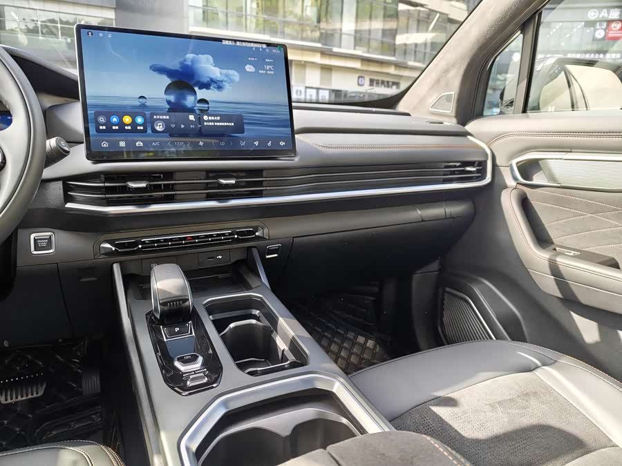 GEELY Okavango L 2025 immagine di auto #14