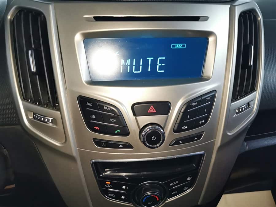 Haval H1 2016 #14 Haval H1 2016 изображение автомобиля #14