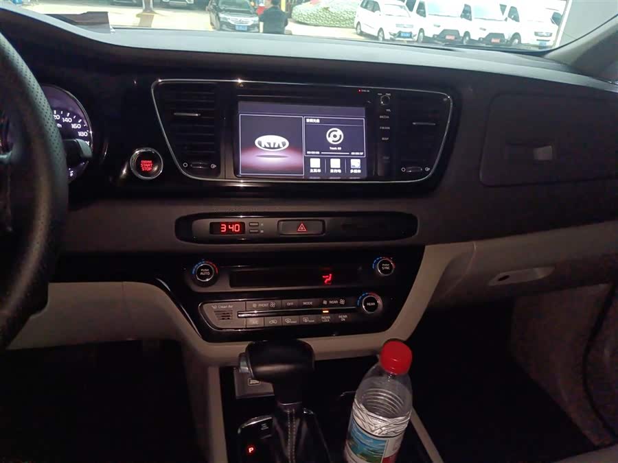 起亚 嘉华(进口) 2018 汽车图片 #14