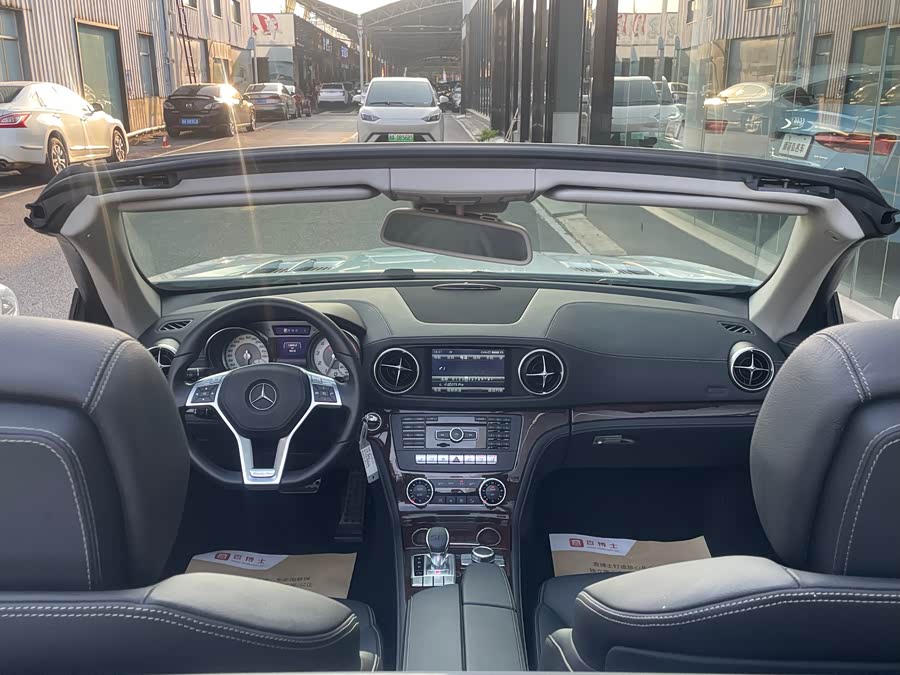 Mercedes-Benz SL Class 2016 car image #14