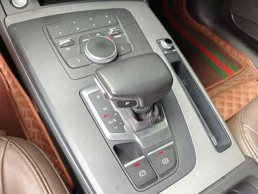 Audi Q5L 2019 #14 Audi Q5L 2019 car image #14