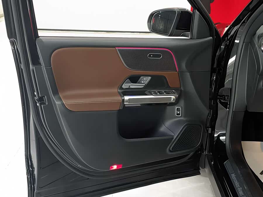 Mercedes-Benz GLB Class 2022 #14 Mercedes-Benz GLB Class 2022 car image #14