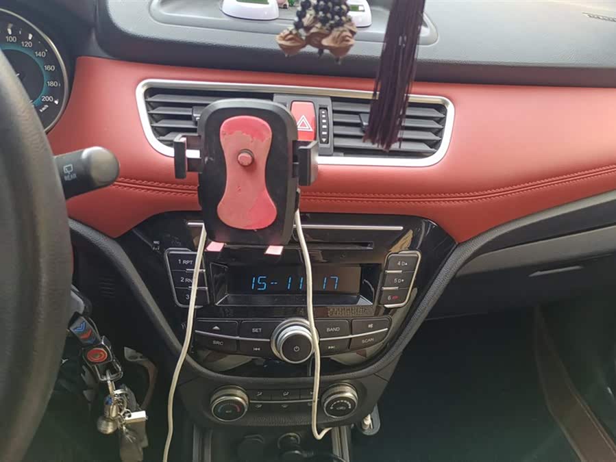 Haval H1 2015 car image #14