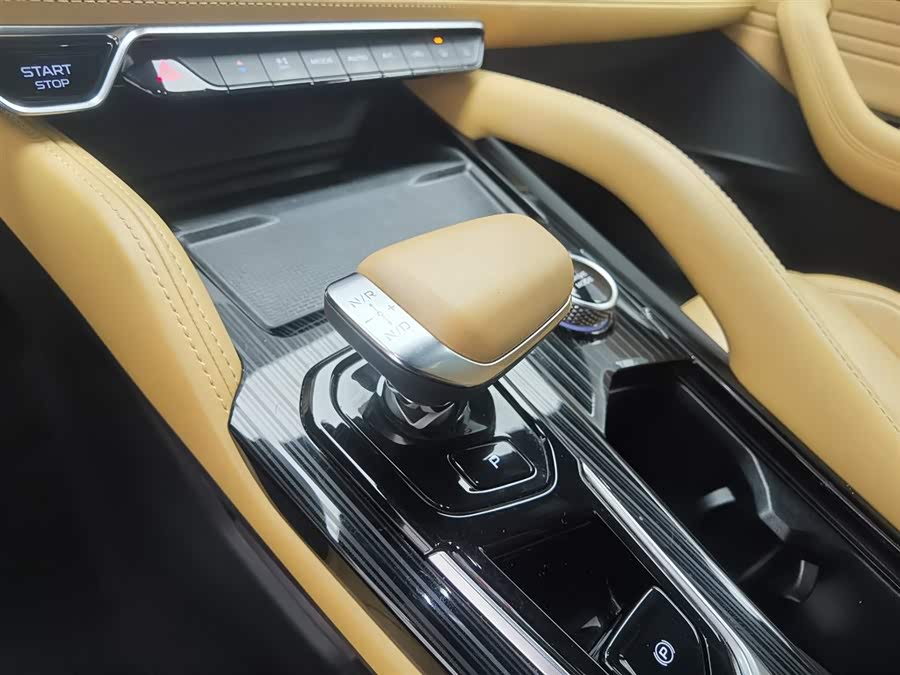 GEELY Monjaro EREV 2022 #14 GEELY Monjaro EREV 2022 car image #14