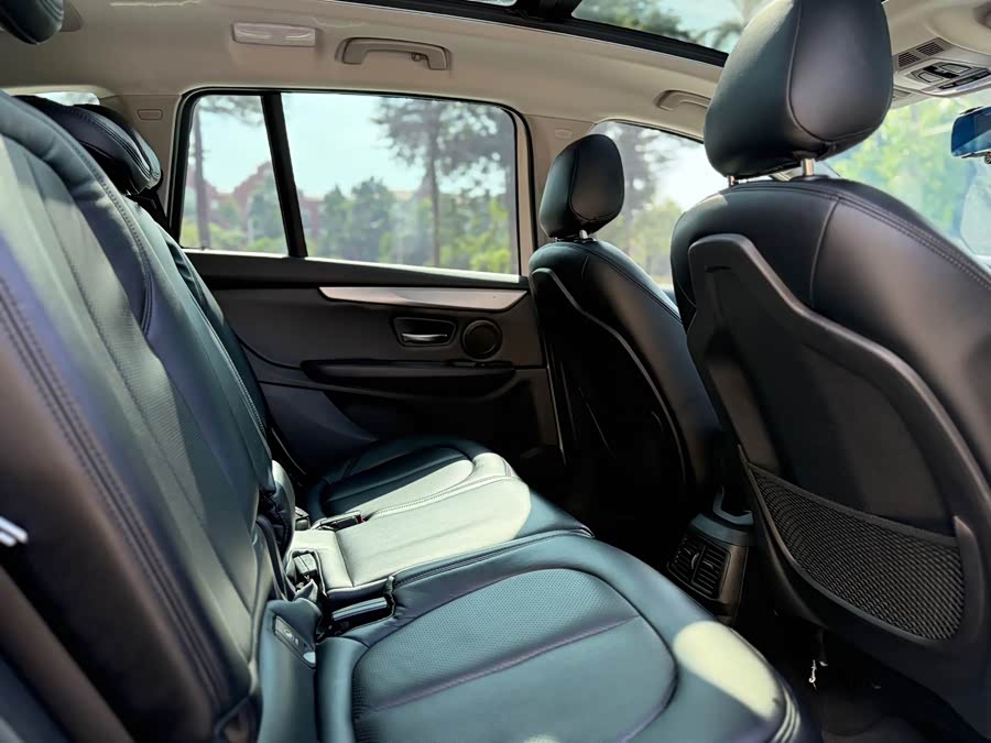 BMW 2 Series Gran Tourer 2017 car image #14