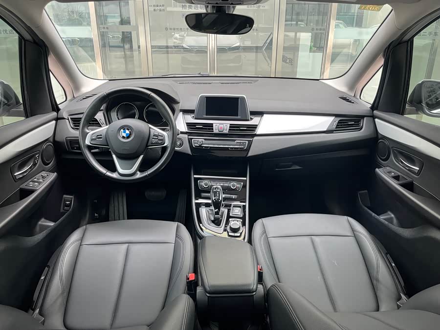 BMW 2 Series Gran Tourer 2019 immagine di auto #14