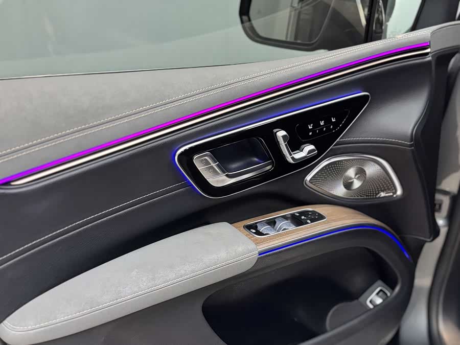 Mercedes-Benz EQS SUV 2023 #14 Mercedes-Benz EQS SUV 2023 car image #14