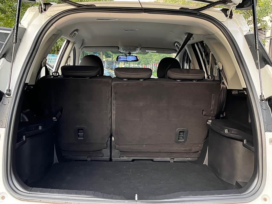 HongQi GuoYue #14 HongQi GuoYue image de voiture #14