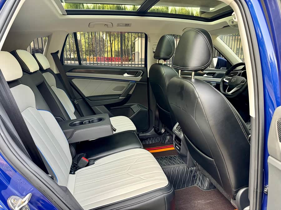 Volkswagen Tayron GTE 2024 #14 Volkswagen Tayron GTE 2024 car image #14