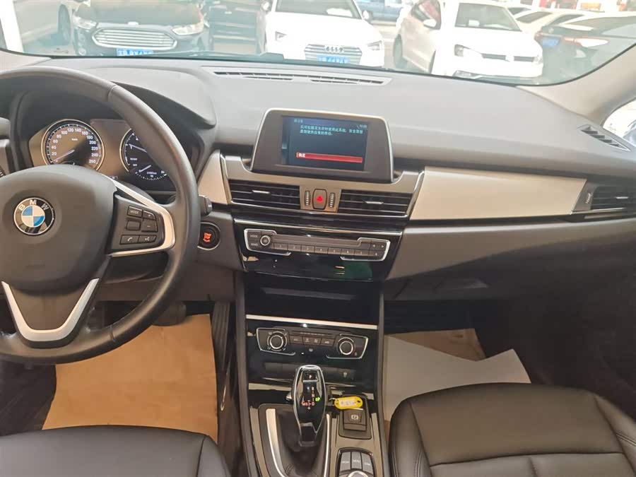 BMW 2 Series Gran Tourer 2019 immagine di auto #14