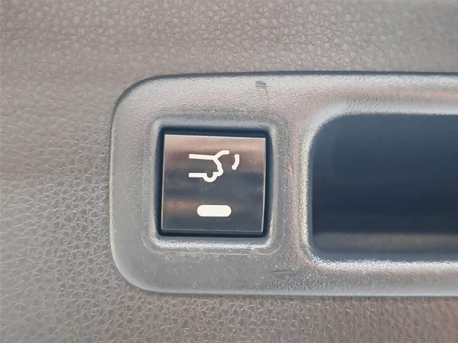 Toyota Crown Kluger 2023 car image #14