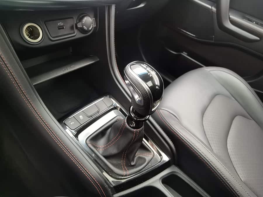 江淮汽车 瑞风S3 2018 汽车图片 #14