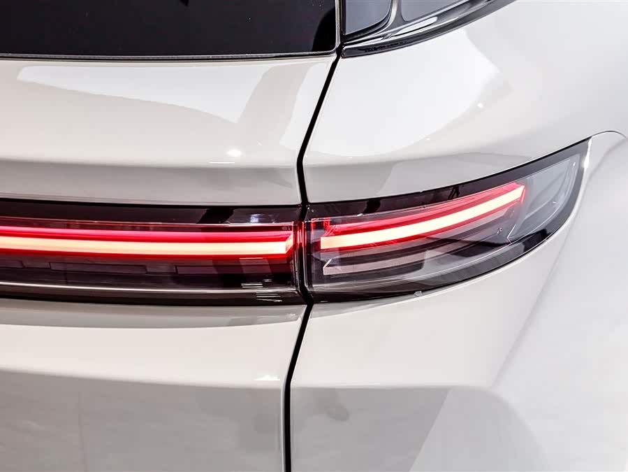 Li i8 2025 изображение автомобиля #14