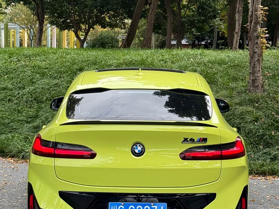 BMW X4 M 2022 car image #14