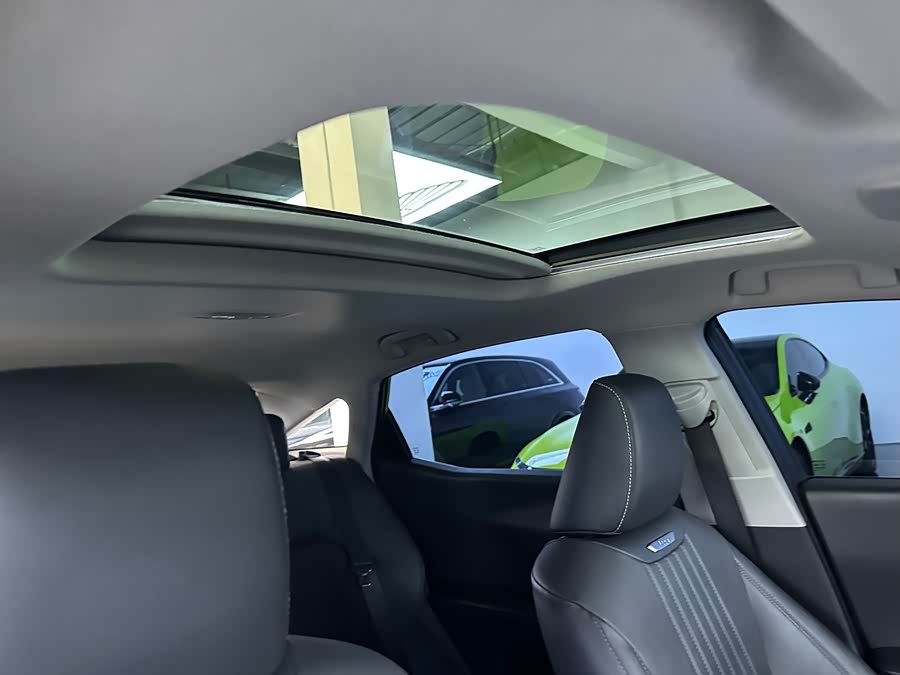 BYD e1 2023 immagine di auto #14