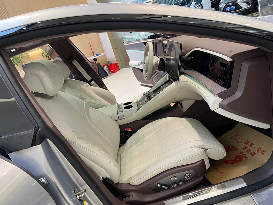 Denza Z9GT 2024 #14 Denza Z9GT 2024 car image #14