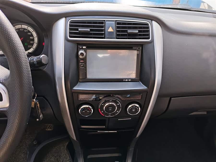 Suzuki Liana A6 2015 immagine di auto #14