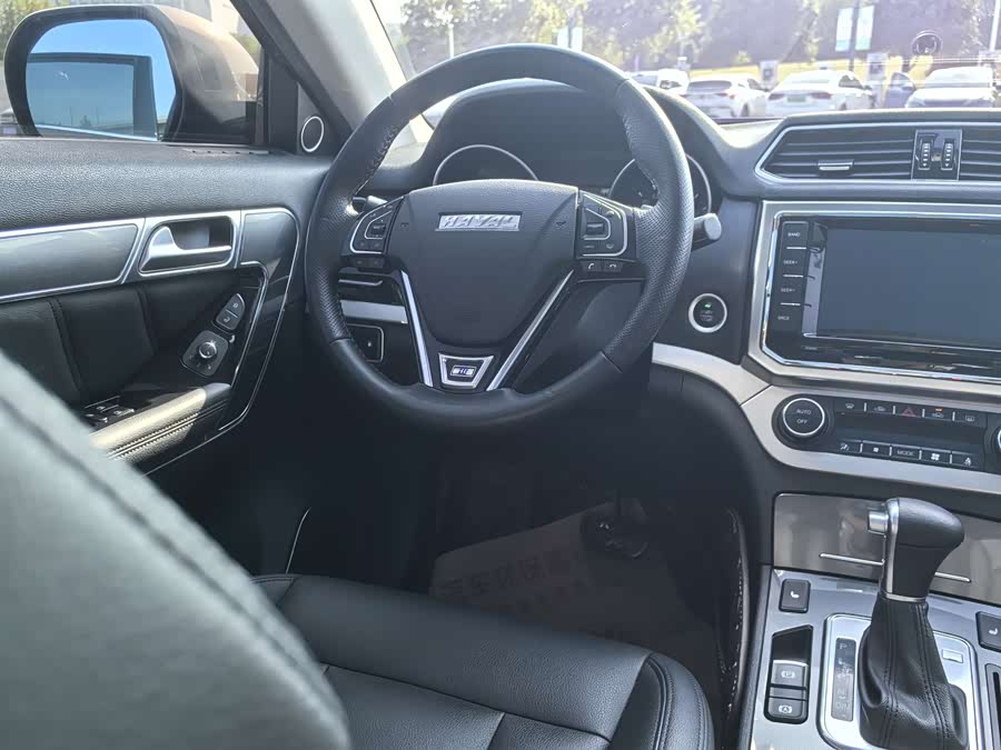 Haval H6 Coupe 2015 car image #14