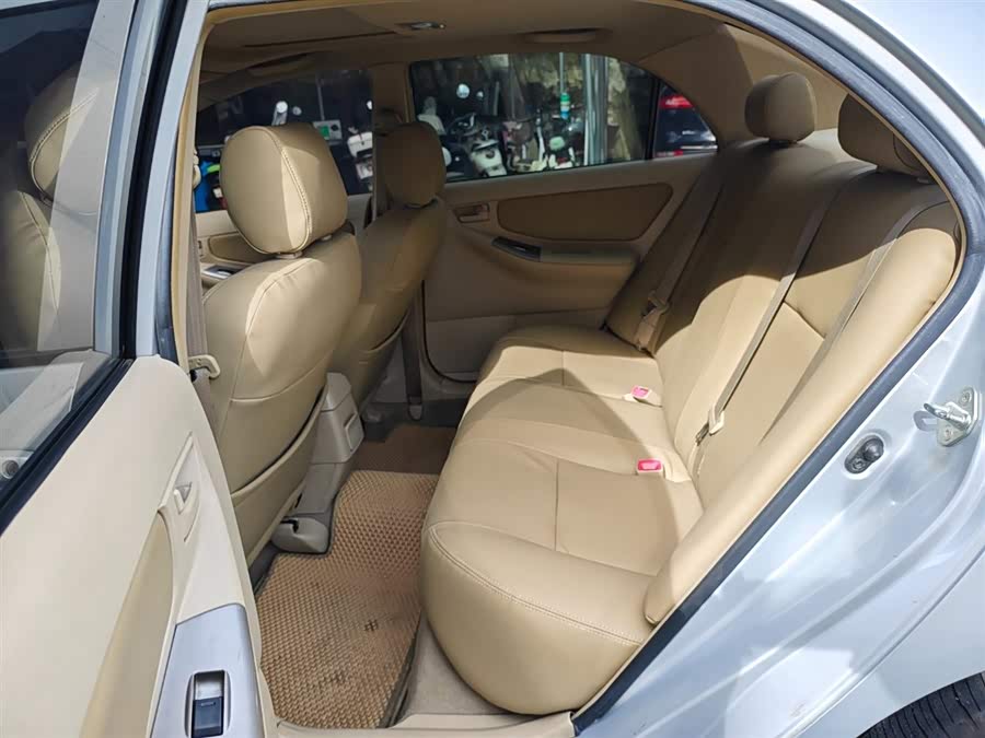 Toyota Reiz 2013 immagine di auto #14