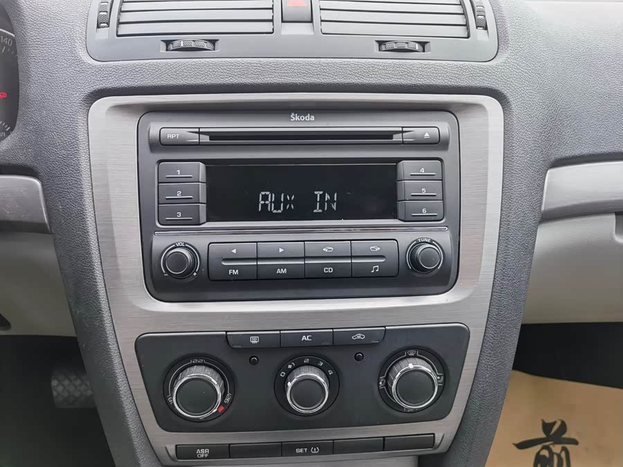 斯柯达 明锐 2012 汽车图片 #14