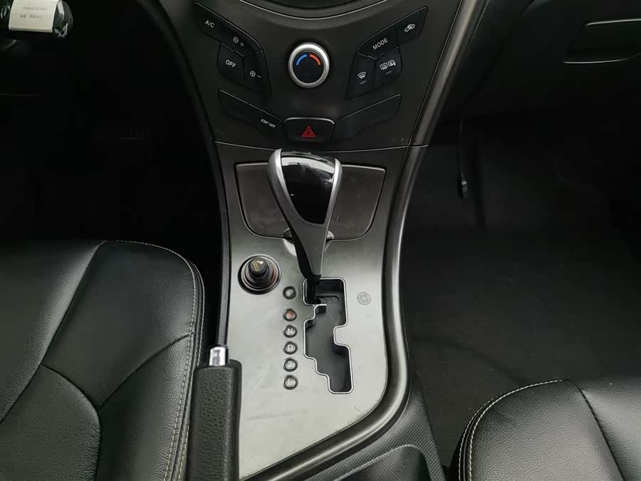 GAC Trumpchi GA3 2013 car image #14