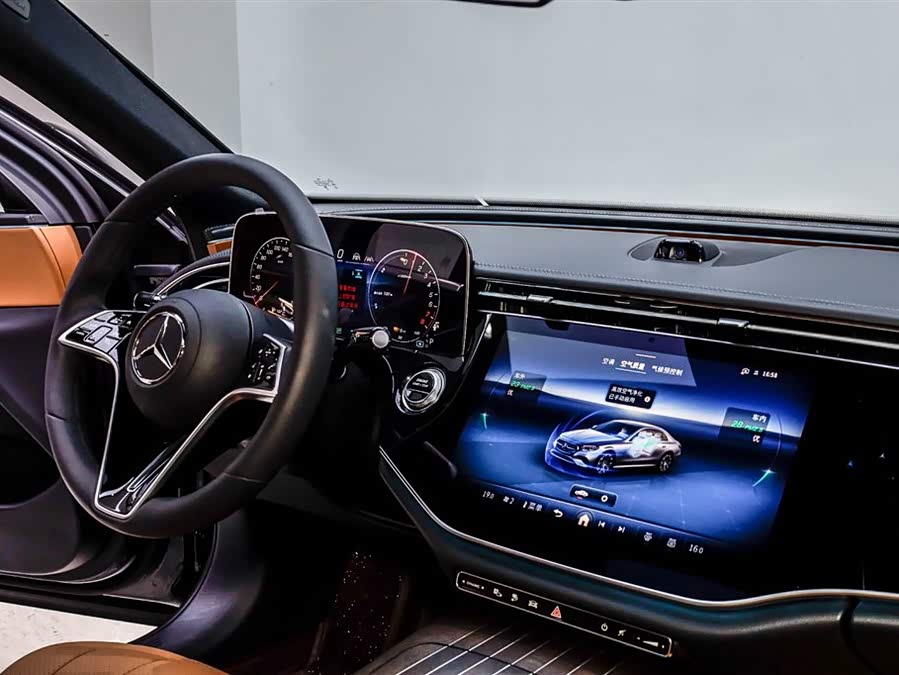 Mercedes-Benz E Class New Energy 2025 car image #14