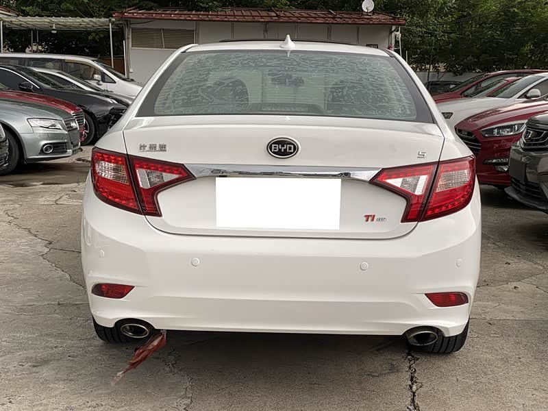 BYD G5 2016 #14 BYD G5 2016 car image #14